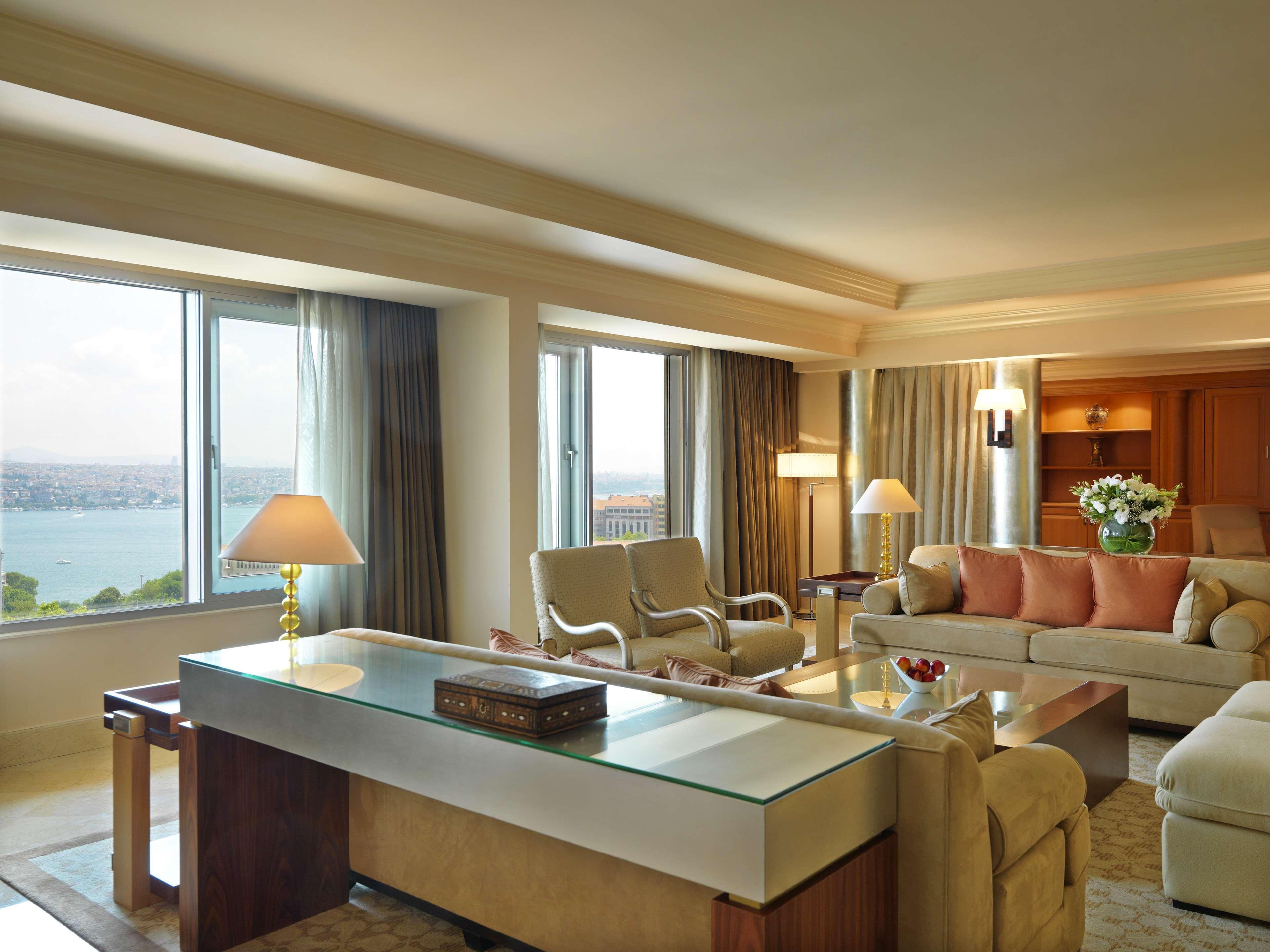 Grand Hyatt Otel 5*