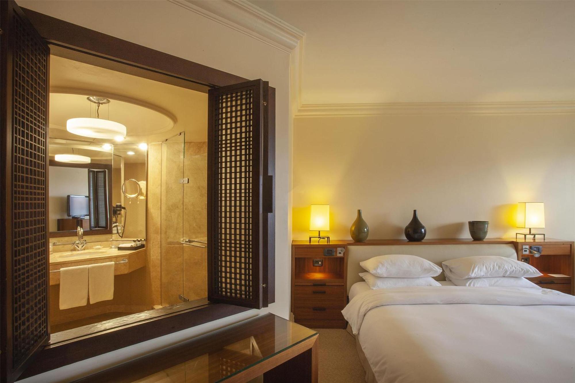 Grand Hyatt Otel 5*