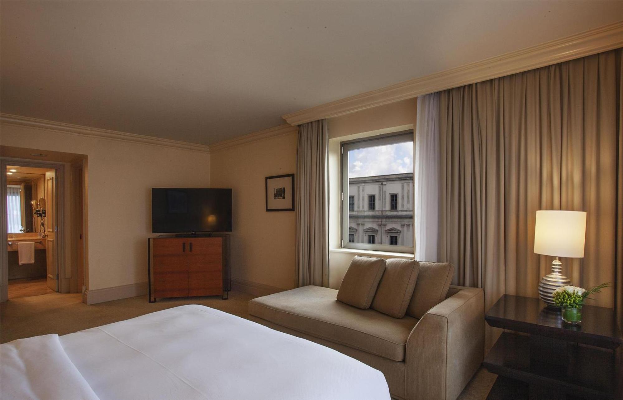 Grand Hyatt 5*